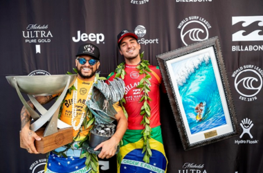 Ítalo Ferreira campeão na final com Medina que decidiu o título mundial de 2019 (Foto: Kelly Cestari/WSL via Getty Images)