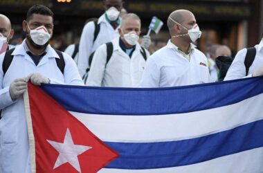 Médicos cubanos - Foto: Reprodução