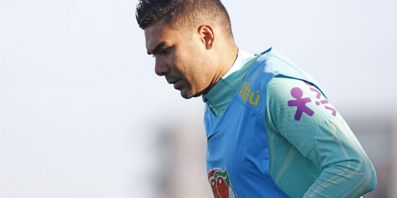 selecao:-casemiro-pede-punicoes-extremas-a-ataques-racistas-no-esporte