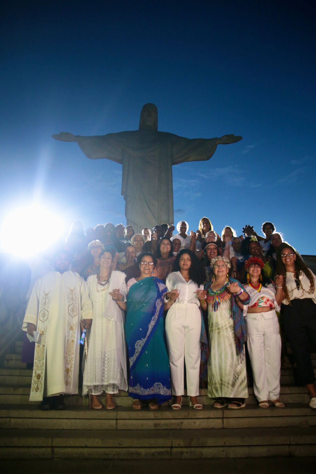 Secretária da Mulher, Joyce Trindade, com as mulheres de fé Crédito: Talita Nascimento