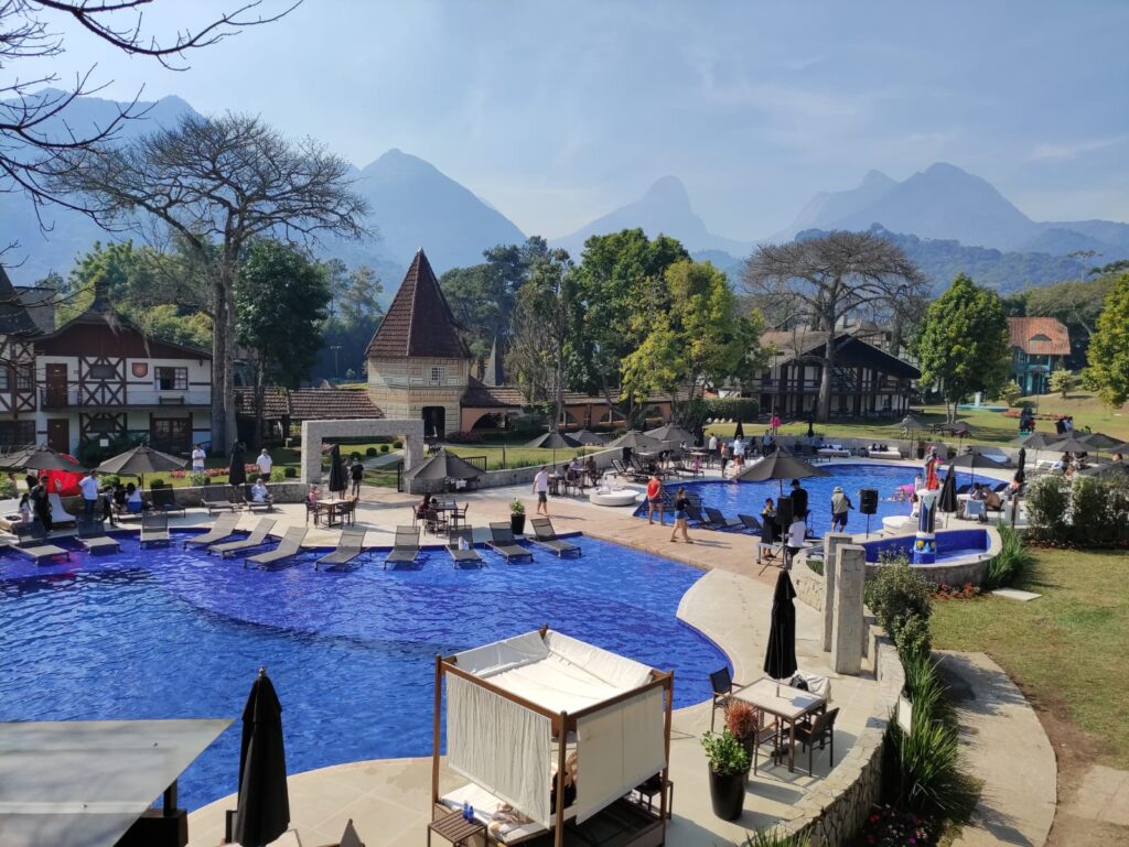 Le canton - Piscina nova - Rio de Janeiro