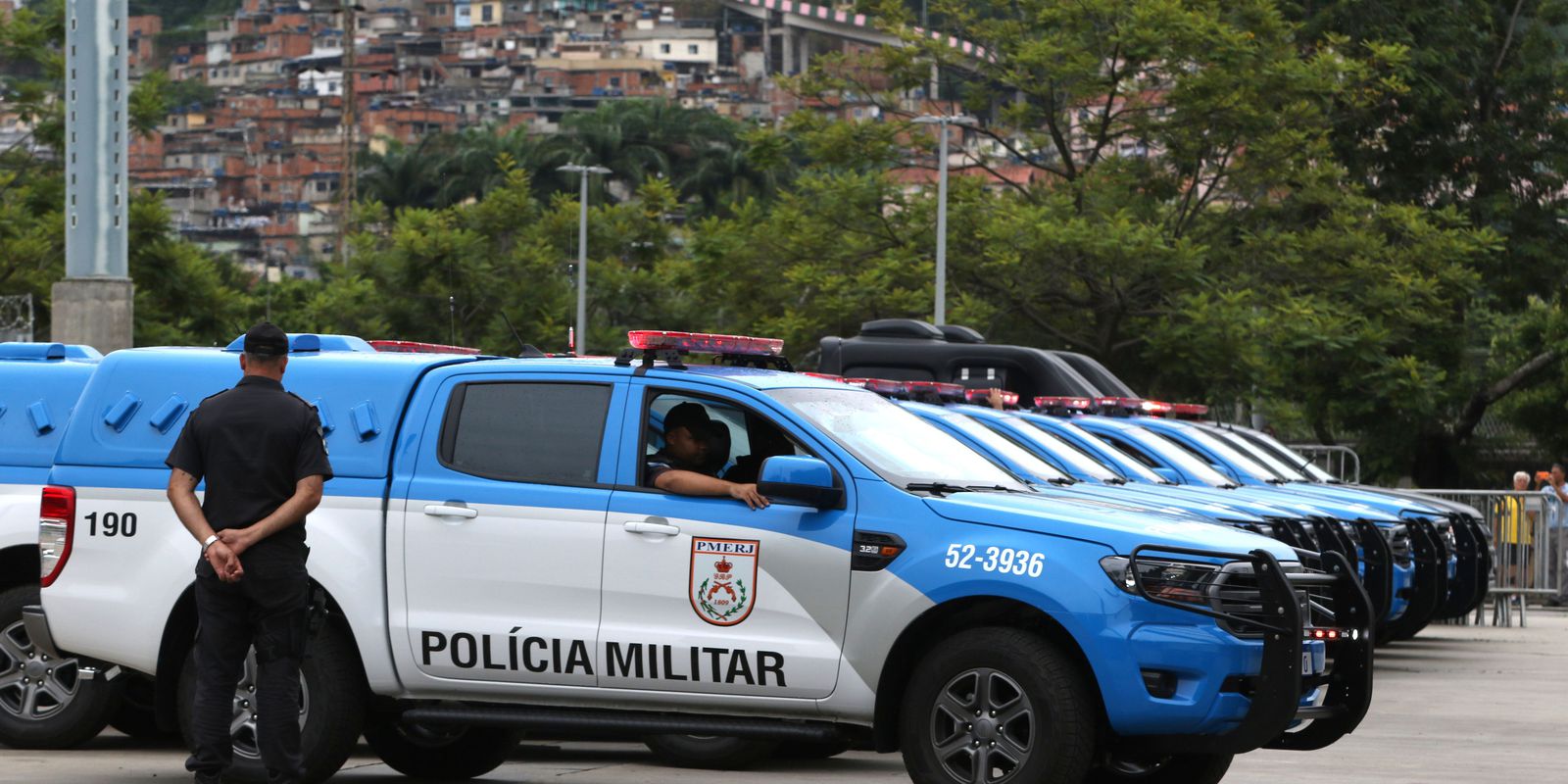 negros-sao-80%-dos-observados-pela-seguranca-presente-no-bairro-carioca