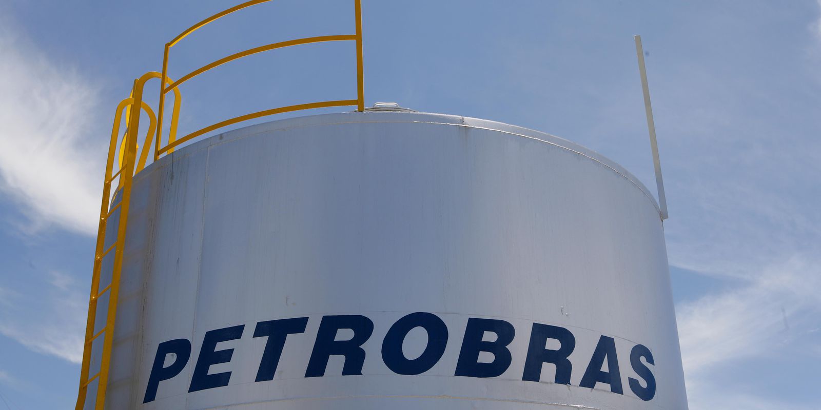 petrobras-reduz-preco-do-diesel-para-distribuidoras