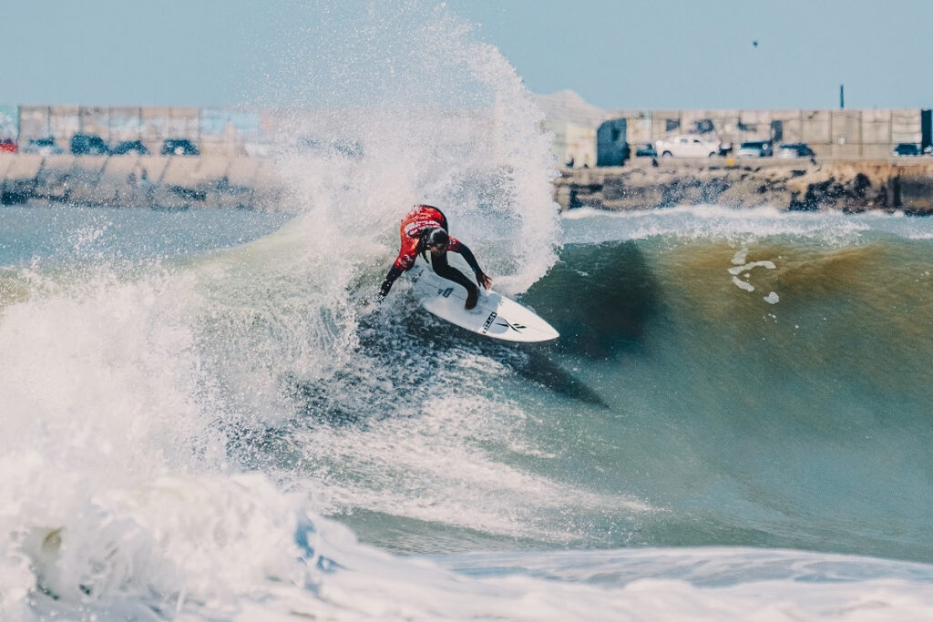 Arena Rodriguez Vargas fez os recordes femininos na final do campeonato (Crédito da Foto: Jony Paz / Rip Curl Pro)