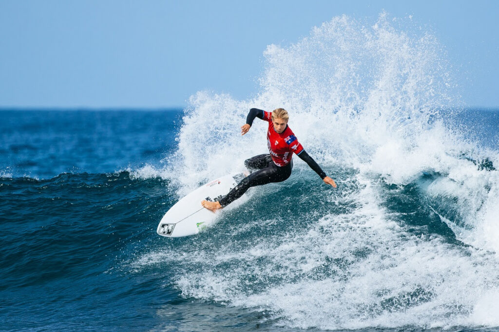 Ethan Ewing conseguiu o título que a sua mãe também conquistou (Crédito da Foto: @WSL / Ed Sloane)