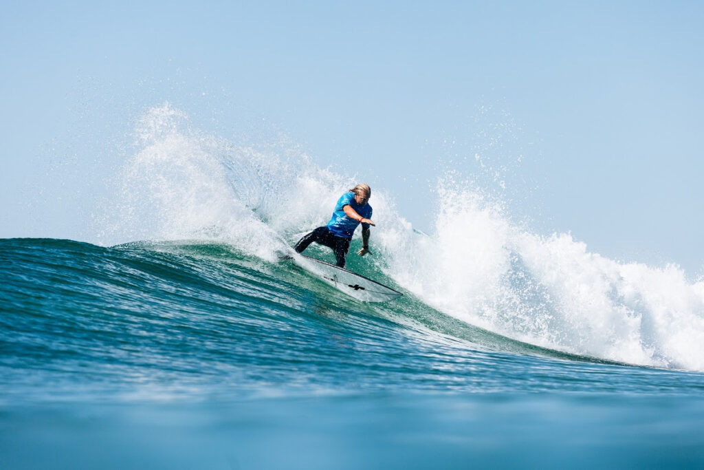 O sul-africano Adin Masencamp fez o maior somatório da terça-feira na Gold Coast (Crédito da Foto: @WSL / Cait Miers)