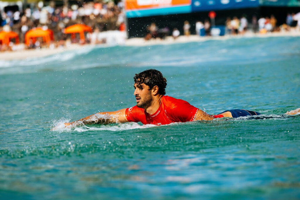 João Chianca é uma das atrações no Boost Mobile Gold Coast Pro na Austrália (Crédito da Foto: @WSL / Cait Miers)