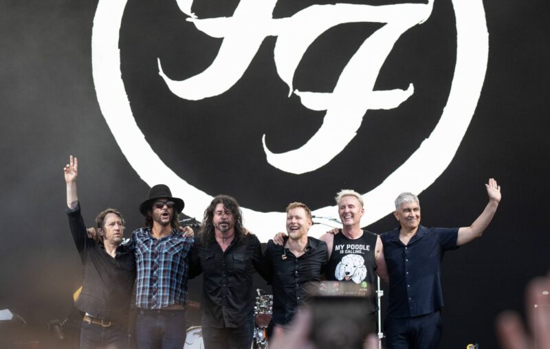 pre-venda-da-turne-do-foo-fighters-no-reino-unido-teve-demanda-“sem-precedentes”