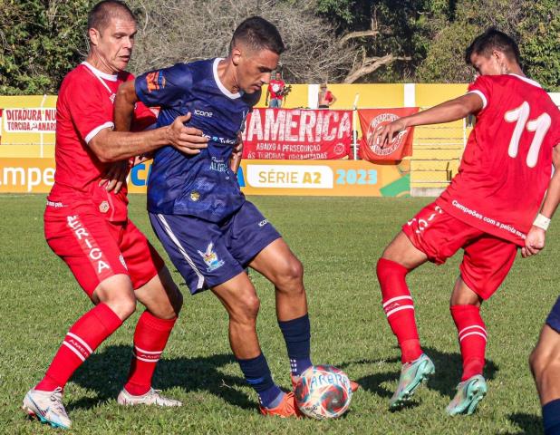 Arara e Mecão ficaram no 1 a 1 pela Série A2 Carioca (Crédito: Jhonatan Jeferson)