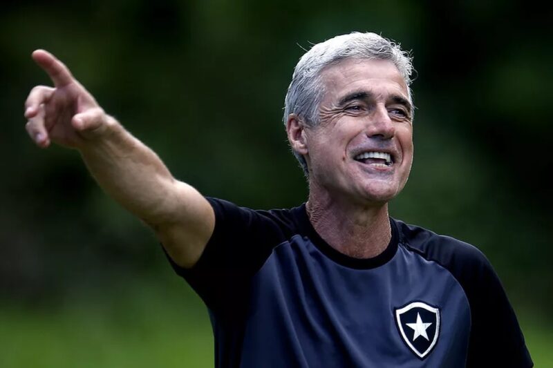 Luís Castro não é mais técnico do Botafogo