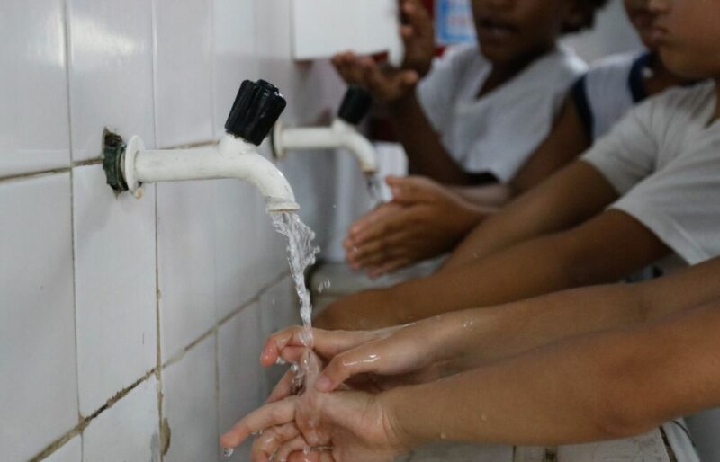 programa-do-mec-vai-levar-agua-e-saneamento-para-escolas,-investindo-na-saude-das-criancas