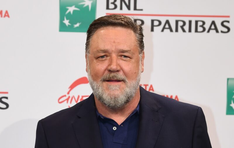 russell-crowe-pensa-em-se-propor-da-atuacao:-“vou-simplesmente-parar”