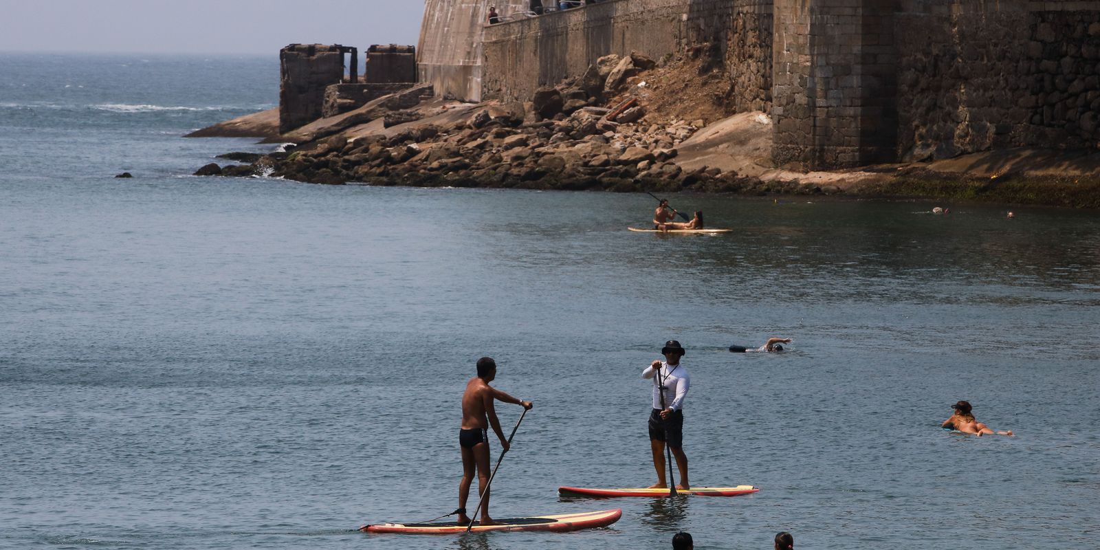 rio-tem-dia-de-verao-as-vesperas-da-chegada-de-uma-frente-fria