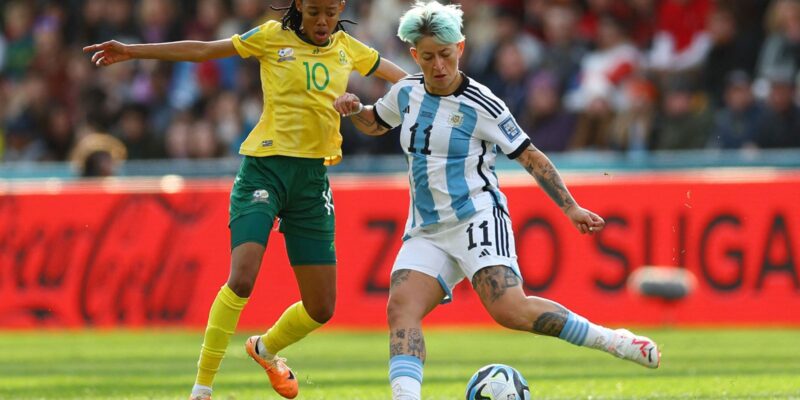 copa-feminina:-argentina-e-africa-do-sul-empatam-em-jogo-movimentado