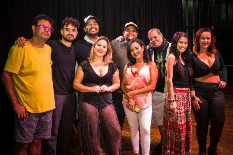 comedia-‘cancelados-–-a-peca’-chega-a-barra-da-tijuca-para-unica-apresentacao