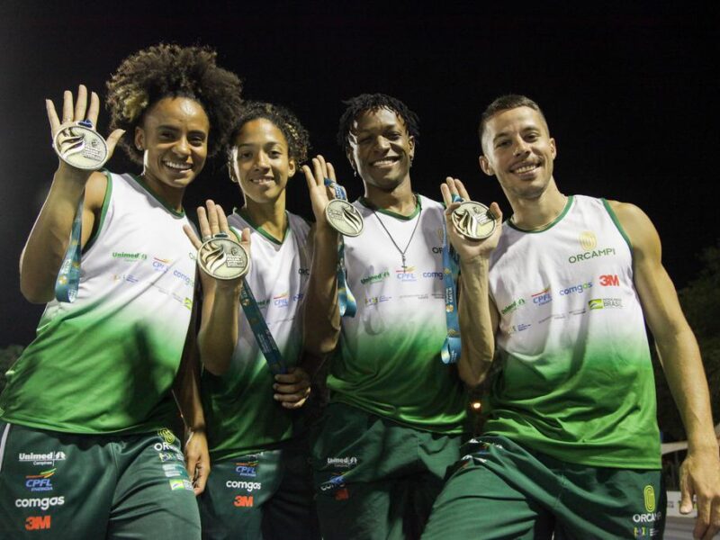 Tiffani Marinho e Orcampi: ouro e recorde do Troféu no 4x400 m (Carol Coelho/CBAt)