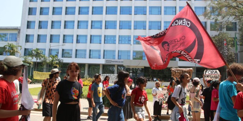 professores-da-usp-decidem-paralisacao-em-apoio-a-estudantes