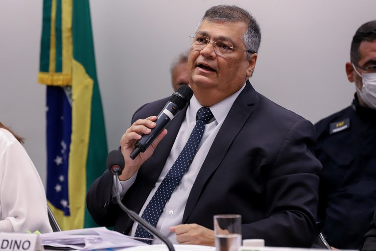 Inteligência, tecnologia e descapitalização estão entre as apostas para auxiliar o governo do Rio no combate ao tráfico, antecipou Flávio Dino. Foto: Tom Costa / MJSP