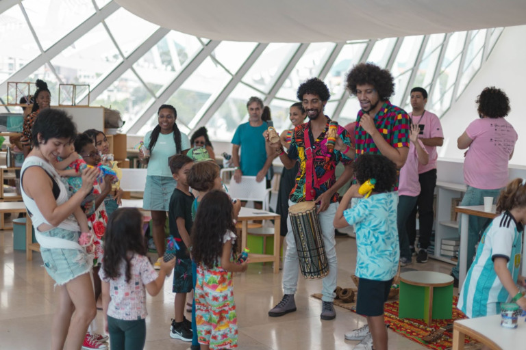 Programação para crianças no Museu do Amanhã (Foto: Albert Andrade)