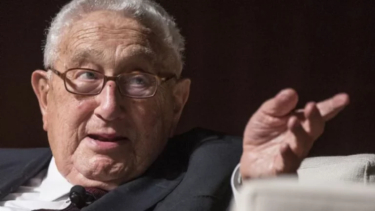 Henry Kissinger, ex-secretário de Estado dos EUA, morre aos 100 anos