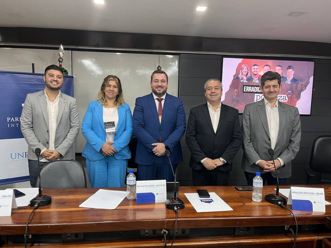 Vinicius Mendes, Noemi Perpétua, Walter Ghione, Ronaldo Nogueira e Tiago Simon Camejo Comunicação