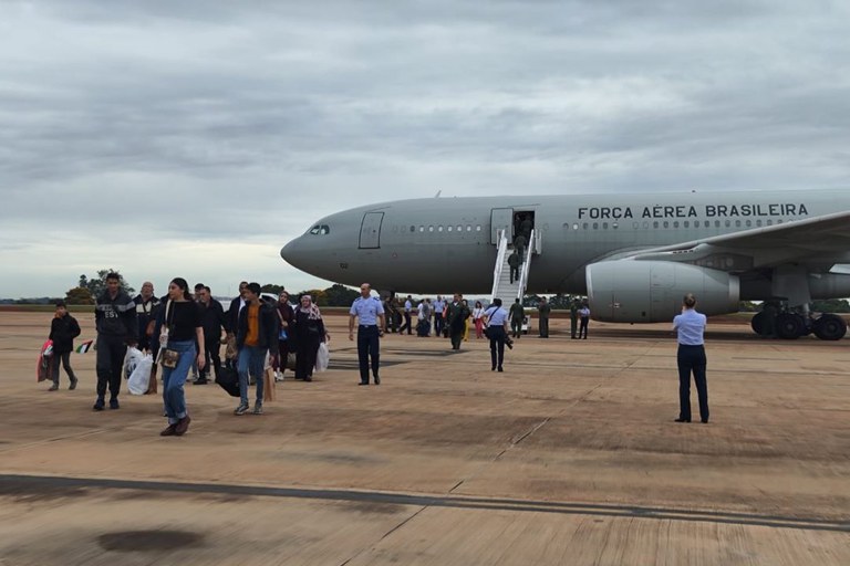 Desembarque dos repatriados da Faixa de Gaza na Base Aérea de Brasília - Foto: GovBR/FAB