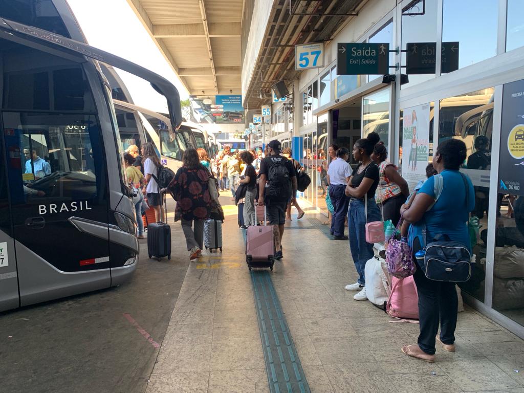 Movimentação é intensa na Rodoviária e nos aeroportos do Rio - Foto: Divulgação