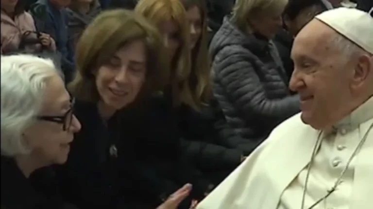 Fernanda Montenegro, Fernanda Torres e Papa Francisco - Reprodução de Vídeo