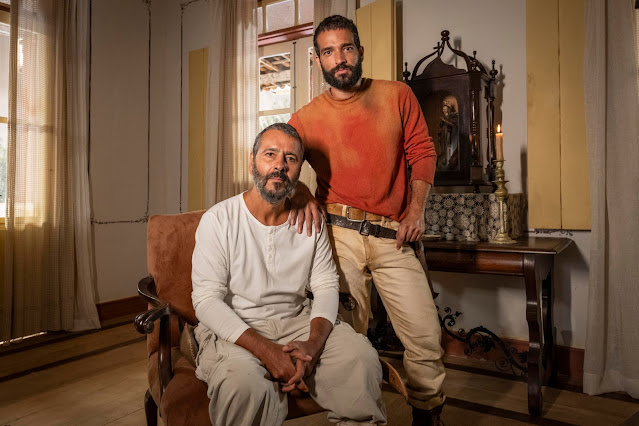 José Inocêncio (Marcos Palmeira) e José Inocêncio (Humberto Carrão) na primeira fase Divulgação Globo/Fábio Rocha