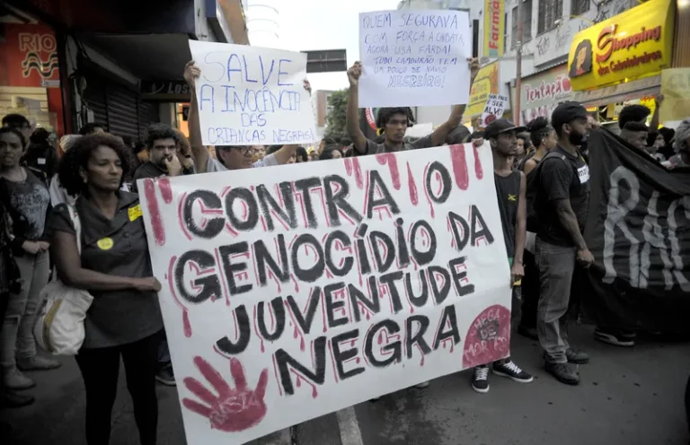 Jovens negros são os principais alvos da violência policial no estado de São Paulo, segundo levantamento da Rede de Observatórios - Tomaz Silva/Agência Brasil