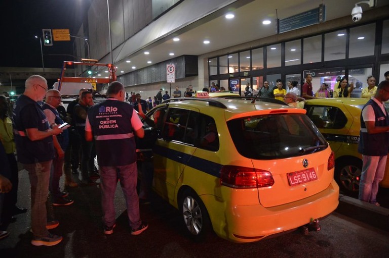 Os agentes da Seop fizeram a operação no entorno da Rodoviária Novo Rio - Prefeitura do Rio