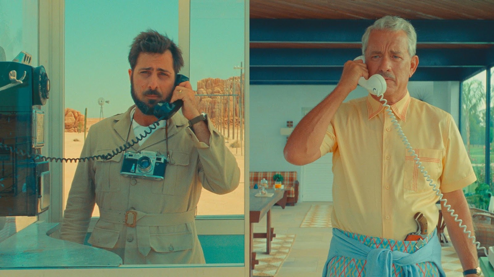 Jason Schwartzman e Tom Hanks em cena de 'Asteroid City'.