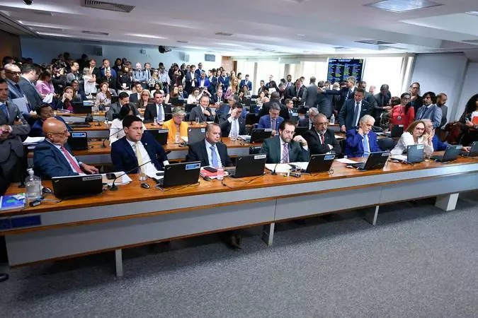 Reunião da Comissão de Constituição e Justiça (CCJ) no Senado Federal. Foto: Edilson Rodrigues/Agência Senado