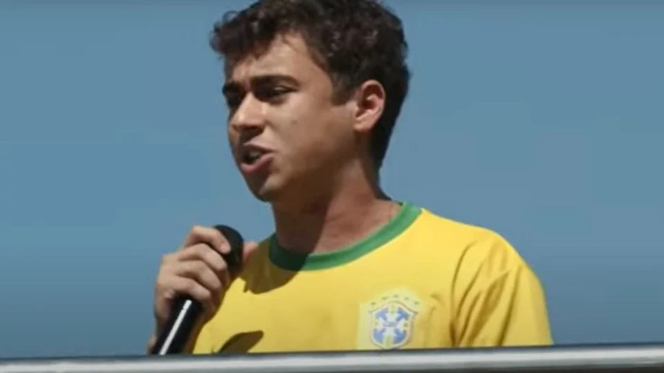 Nikolas Ferreira blasfemando no Rio de Janeiro - Foto: Reprodução