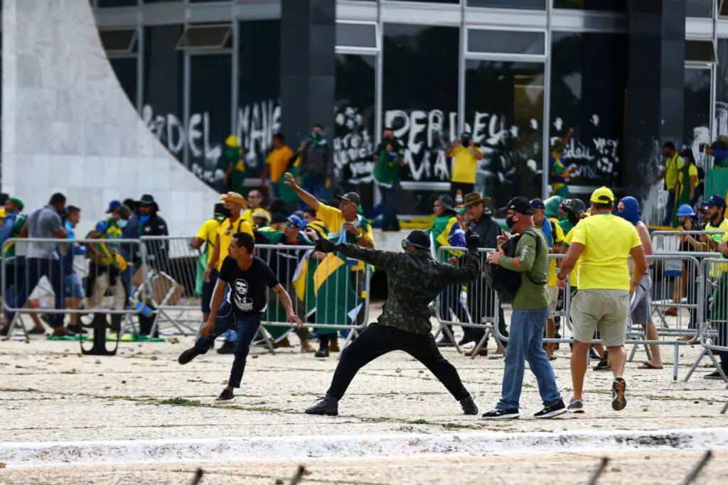 Manifestantes terroristas em Brasília – Foto: Marcelo Camargo/Agência Brasil