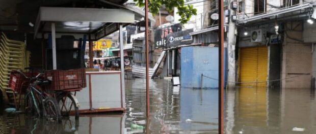 Consequências de chuvas intensas e estiagem causam mais danos na periferia. Foto: Fernando Frazão / Agência Brasil