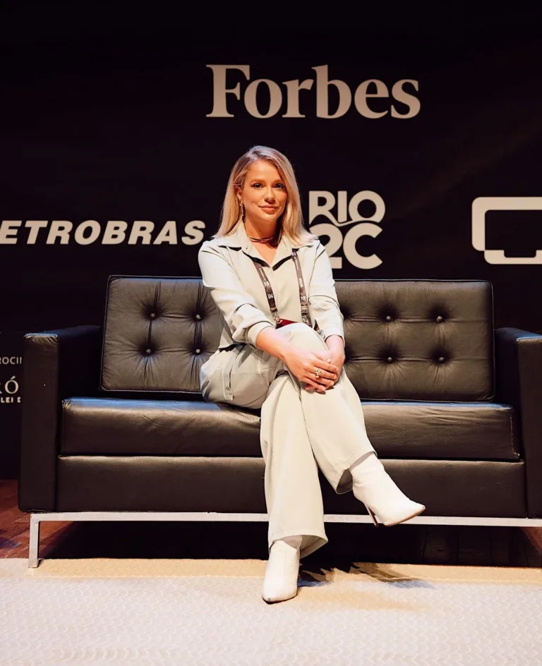 Gabi Lopes avalia carreira de influencer no Rio2C