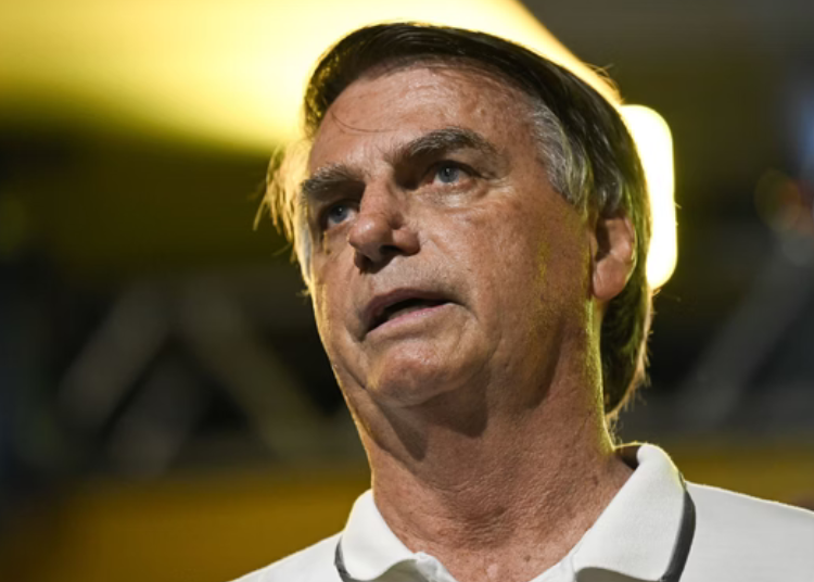 PF quer concluir investigações contra Bolsonaro antes da campanha eleitoral