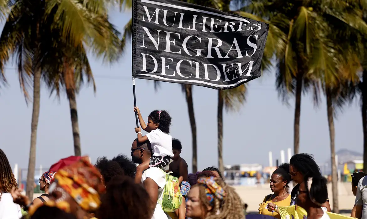 10ª Marcha das Mulheres Negras do RJ - Tânia Rêgo/Agência Brasil