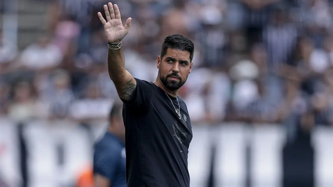 O técnico português António Oliveira foi demitido do Corinthians nesta terça (2) após derrota contra o Palmeiras. Foto: Reprodução