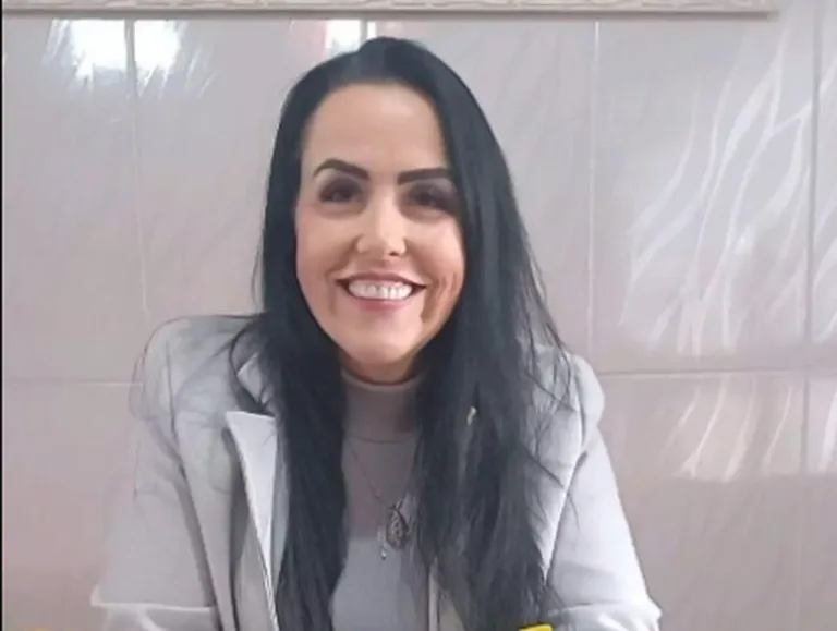 Candidata Paula Camargo Defende Uso de Jingle Polêmico