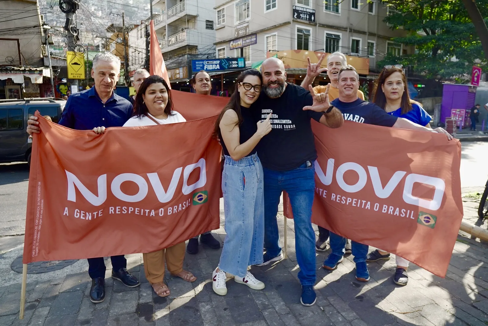 Em visita à Rocinha, Carol Sponza afirma que ampliar a oferta de atenção básica de saúde aos cariocas é uma prioridade