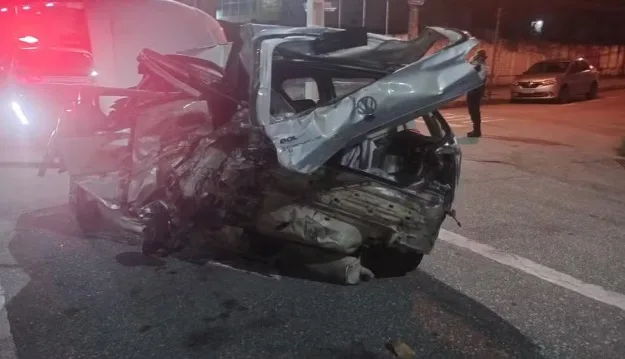 Morre motorista atingido em grave acidente em túnel de Niterói