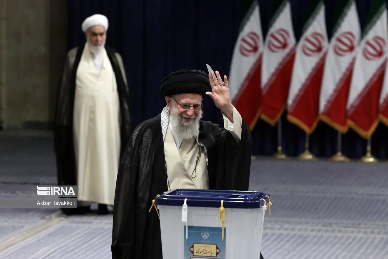 O aiatolá Seyed Ali Khamenei, líder supremo da Revolução Islâmica