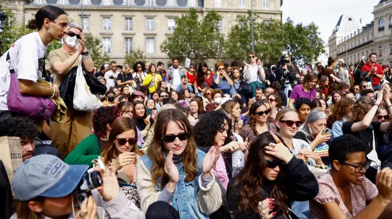 Os protestos na França em apoio a Gisèle Pelicot e contra a violência sexual