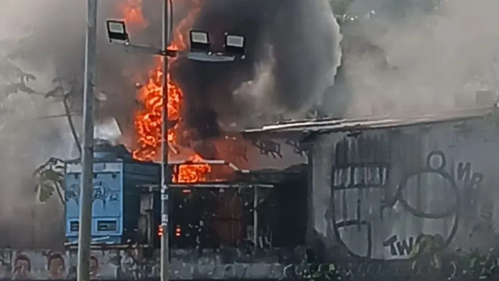 O incêndio no Canecão — Foto: Reprodução