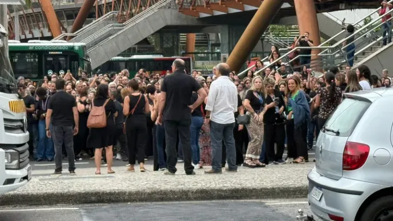 Protesto de Servidores