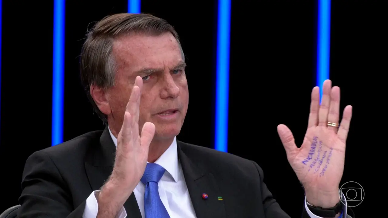 Bolsonaro recuou após golpe fracassado no Peru, diz militar | Diário Carioca Jair Bolsonaro - Foto: Reprodução
