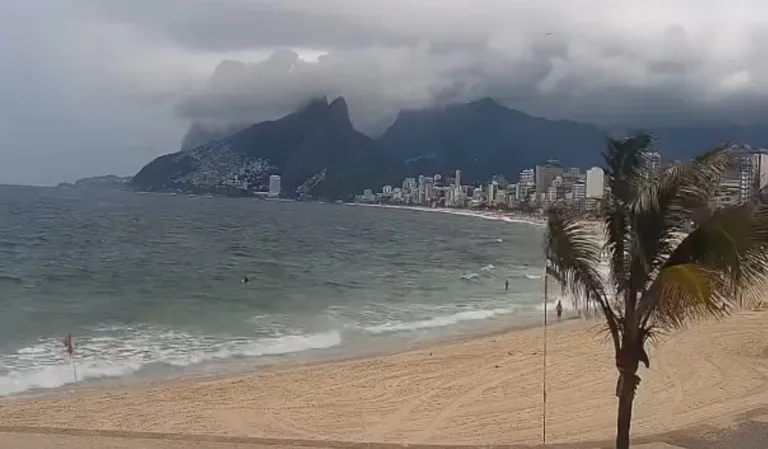 Alerta Rio indica chuva na cidade nesta quinta