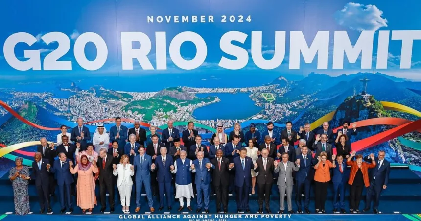 Líderes do G20 se reúnem para “foto de família” no Rio de Janeiro • Ricardo Stuckert/PR